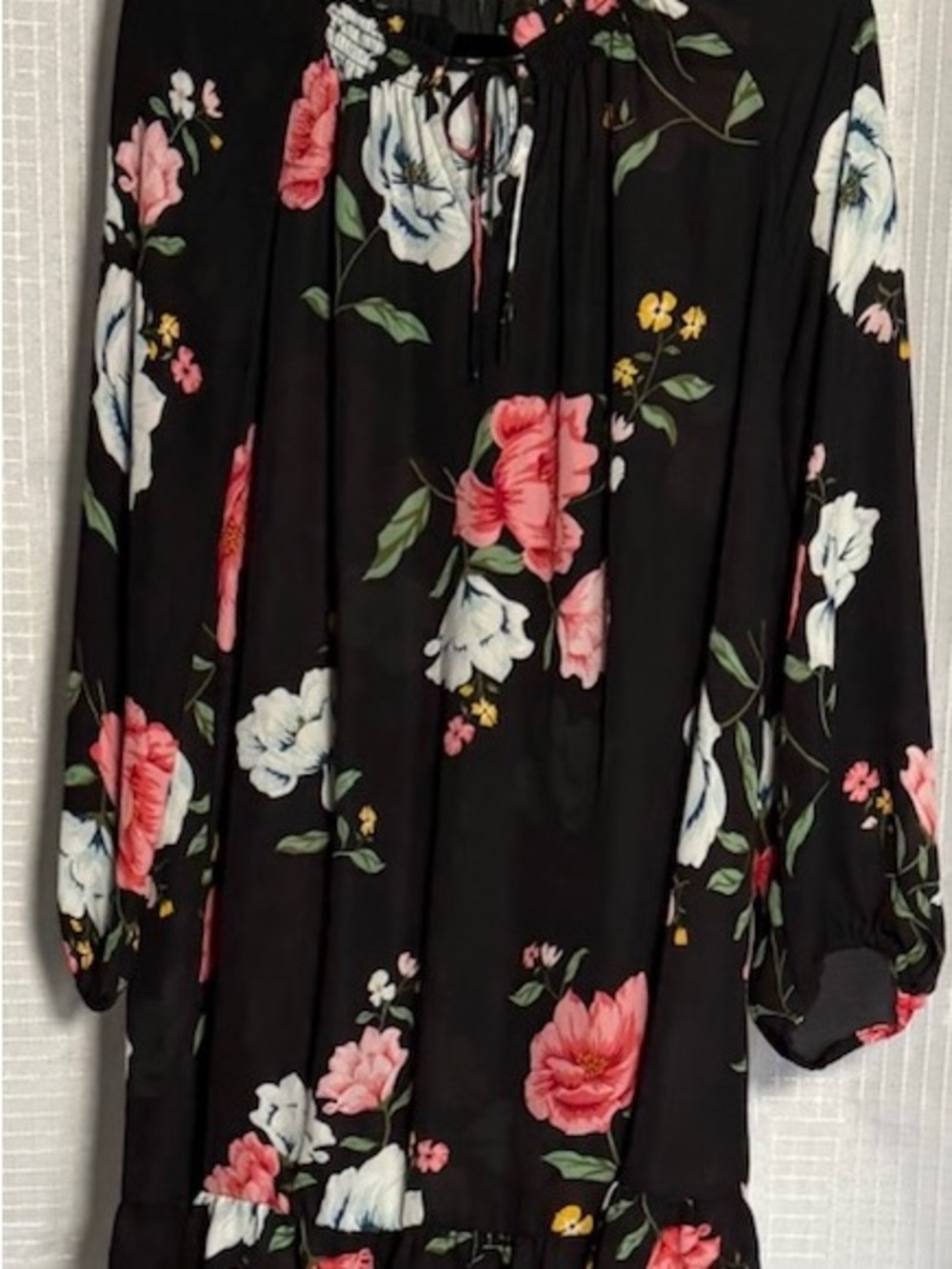 Old Navy Size L Black Floral Long Sleeve Dress